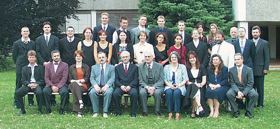 Letnik 1998/1999 (8.B)